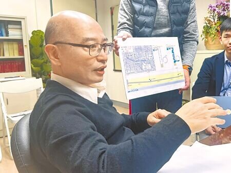 台北市水利處長張凱堯表示,優先選中敦化北路興建起因於該路段成年飽受積水之苦,尤其小巨蛋周邊。(張珈瑄攝)