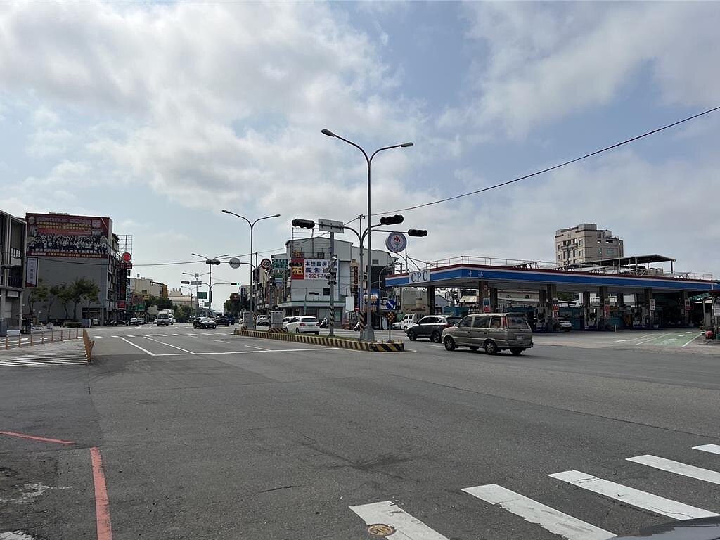 大雅區台一乙線5叉路口,交通事故頻傳。(立委楊瓊瓔服務處提供/寶智華台中傳真)