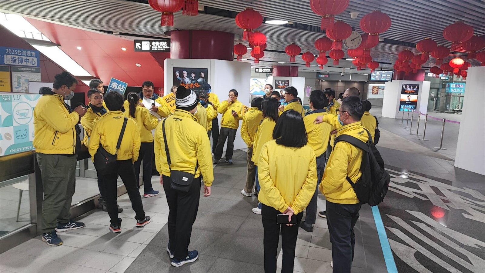 桃捷針對台灣燈會最後一個周末的疏運嚴陣以待,不斷檢討優化各項疏運措施。圖:桃捷提供