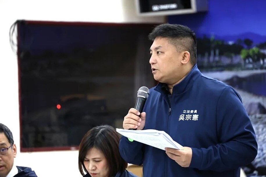 立委吳宗憲邀請內政部國土署與地方相關單位召開「變更羅東都市計畫（部分工業區及保護區通盤檢討）案」座談會，他有信心此案送內政部都委會應會審查通過。圖／吳宗憲辦公室提供

