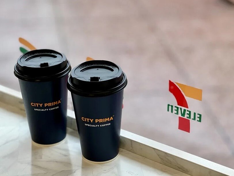 線上OPENPOINT行動隨時取推出每月1號精品會員日限定CITY PRIMA大杯精品美式、大杯精品拿鐵買7送7。圖/7-ELEVEN提供