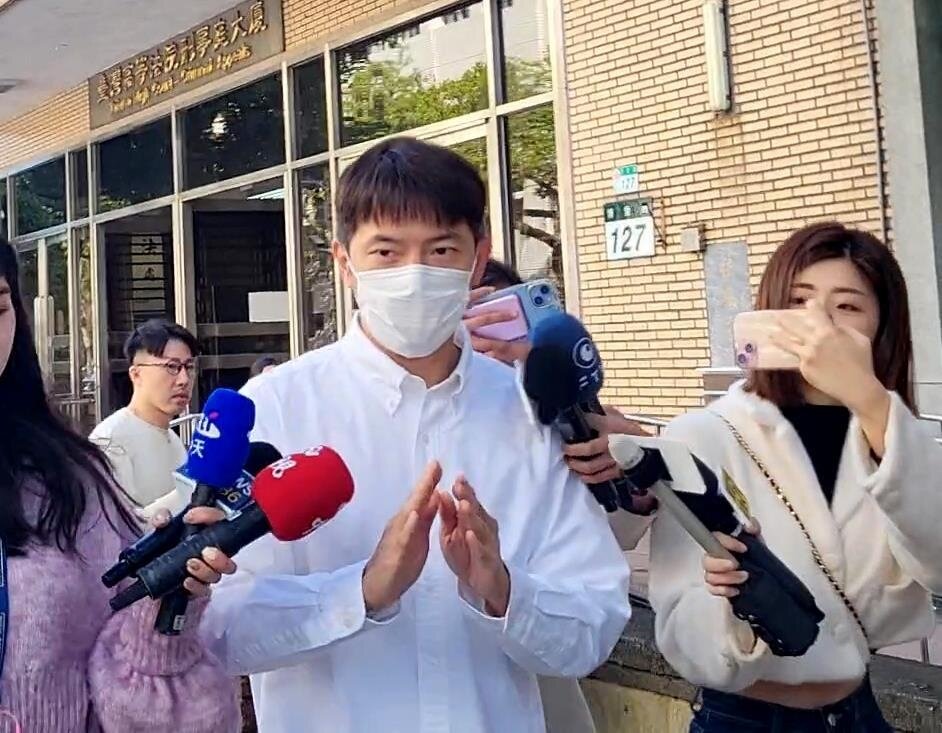 宥勝被控強制猥褻案,依強制猥褻罪判刑8月,緩刑5年,支付公庫200萬元,宥勝今到案執行繳2百萬。圖/本報資料照片