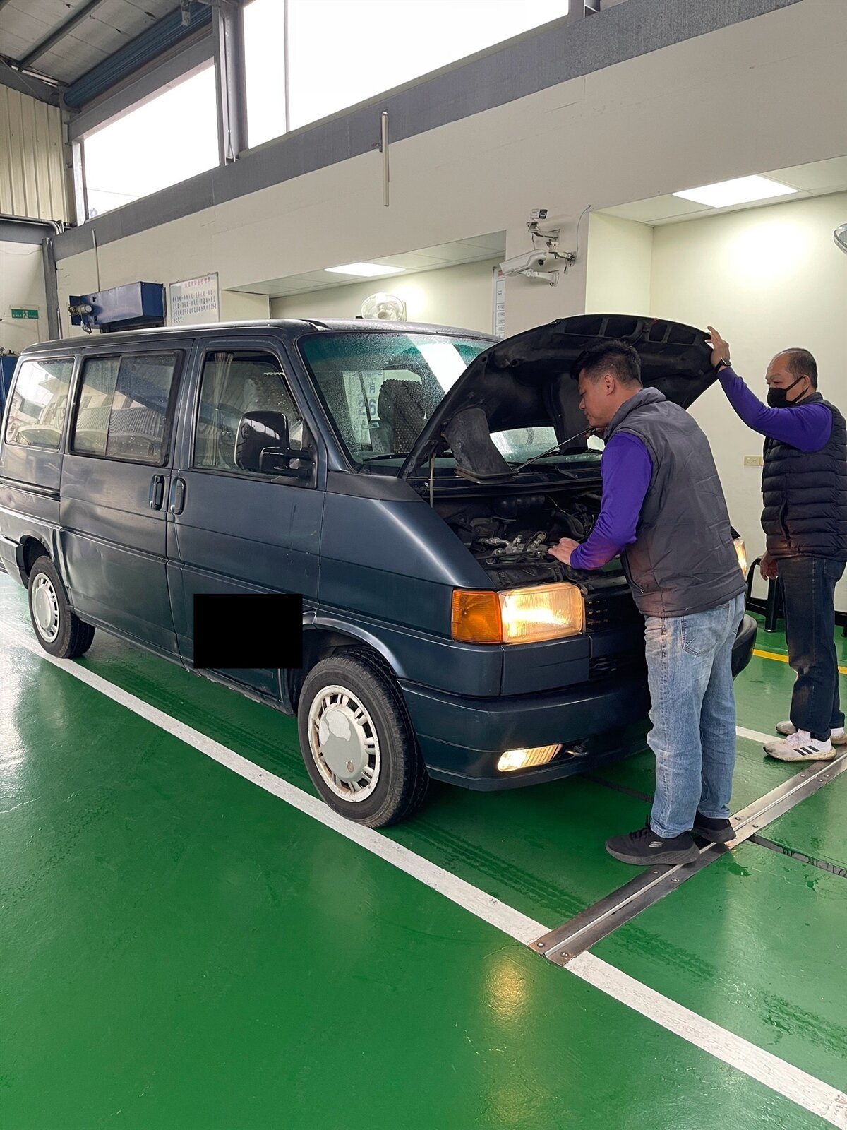 南桃園計22家委託汽車代檢廠明日至3月2日和平紀念日連續假期期間,停止受理車輛檢驗服務。圖:中壢監理站提供