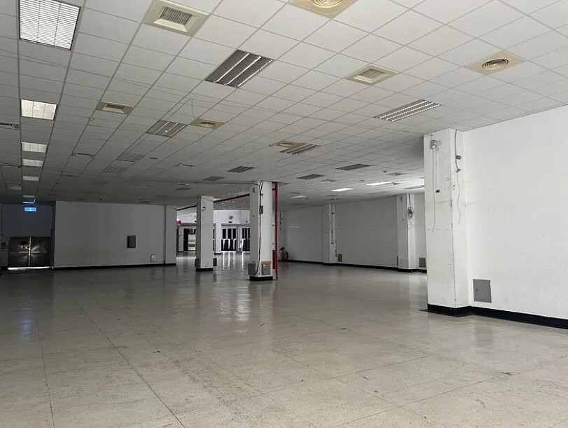 新光三越3/1將在台中世貿一館展開首波第二賣場計畫,有27家品牌設櫃,現場將推出點數優惠或商品優惠,刺激連假買氣。本報資料照