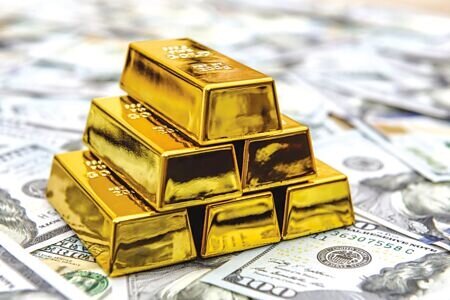 美國總統川普關稅政策激化避險資金需求,推升國際金價2月屢創歷史新高。圖∕本報資料照片