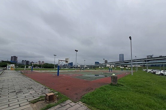 新建匹克球場選址於二重疏洪道大都會棒球場旁。圖/新北市政府提供