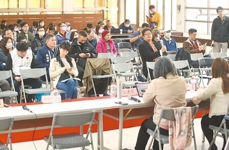 
高鐵延伸宜蘭環評公聽會南港場，未引起相關爭議。（王英豪攝）
