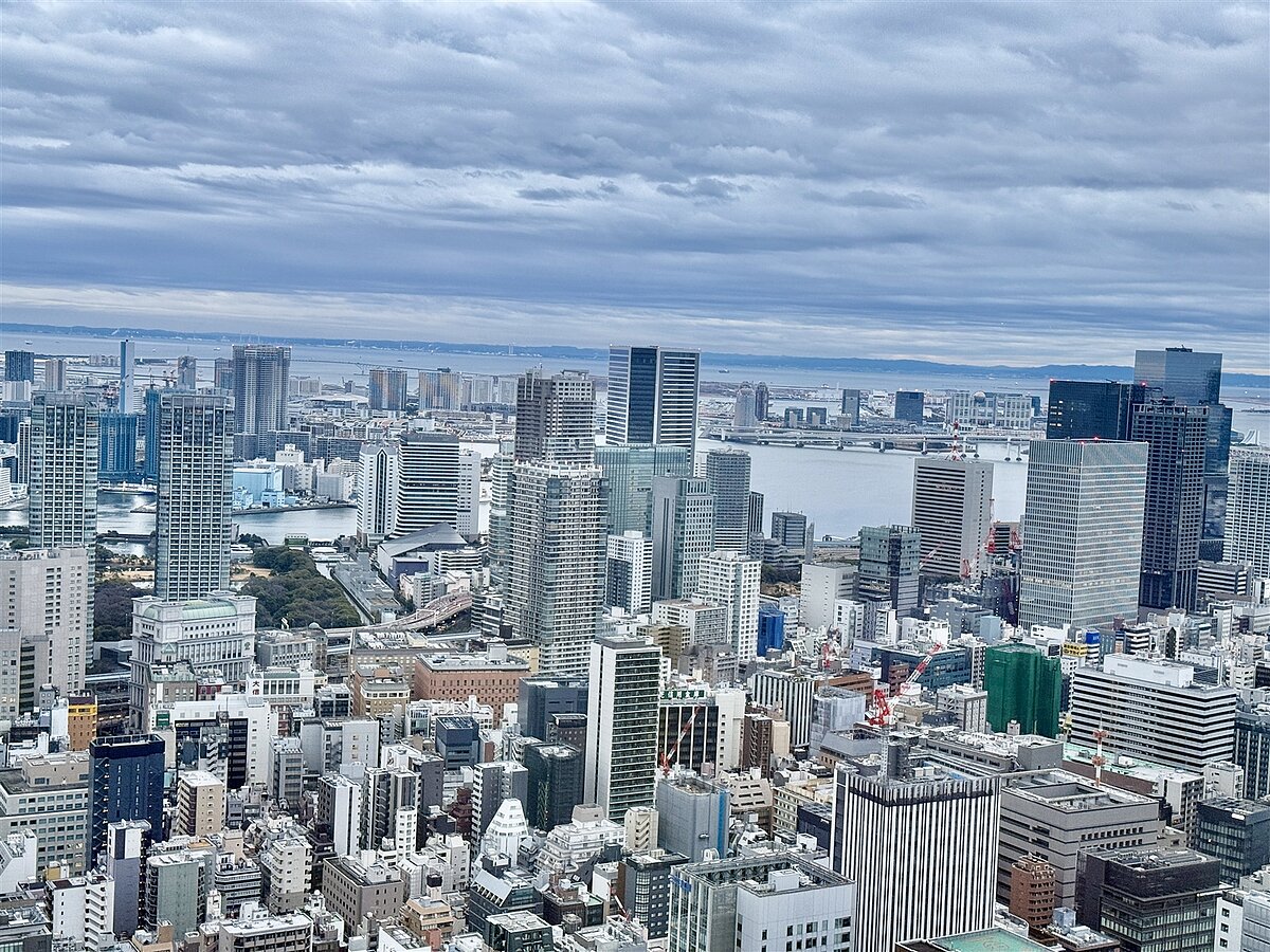 興富發看準趨勢、大舉進攻商辦市場，並比擬日本東京，首創微型商辦小坪數辦公室，圖為東京商辦示意圖。記者朱曼寧／攝影 