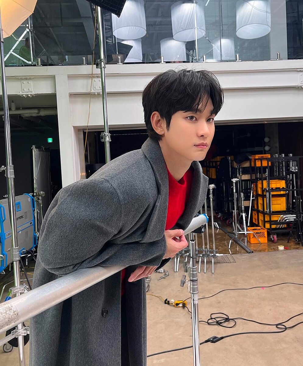 金秀賢被爆料和金賽綸有過一段情。圖/摘自IG