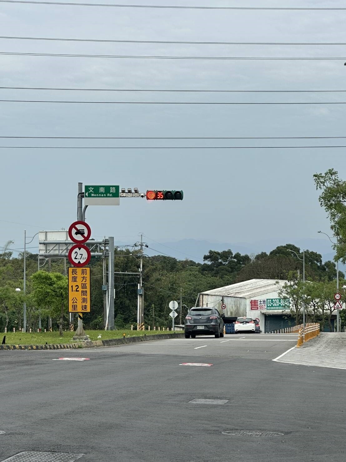 路段禁止5噸以上大貨車輛駛入,即日起進入宣導期。圖:警方提供