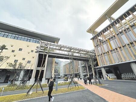 
台北市立第二殯儀館（懷愛館）。（丁上程攝）
