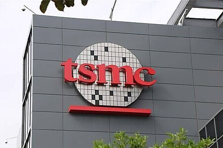 台股於3月31日重挫906點至20,695點、跌幅高達4.2%,失守21,000點整數關卡,台積電(2330)重挫4.41%。圖∕本報資料照片