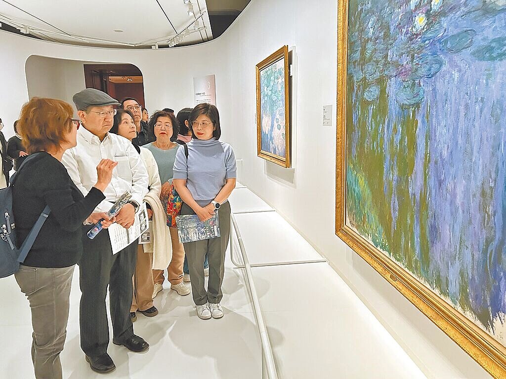 新竹縣美術館建設計畫已啟動,為汲取全球各地大型展館建築的規畫特色與成功經驗,縣長楊文科(左二)1日率縣府團隊參訪日本「京都市京瓷美術館」。(新竹縣政府提供/陳育賢竹縣傳真)