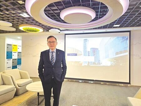 
高力國際董事總經理劉學龍2日表示，今年工業不動產將是市場主流。圖∕蔡惠芳
