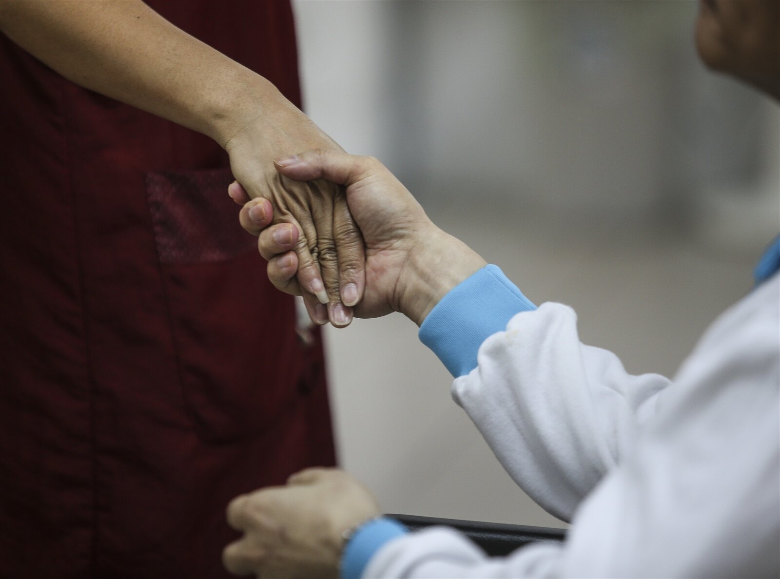 衛福部統計，老福機構數縮減，從106年最高峰1099家，下滑至去年僅剩1048家，可入住人數為5萬9869人，同時，機構住宿式長照機構新增牛步，至113年全台僅121家；示意圖。本報資料照片。 