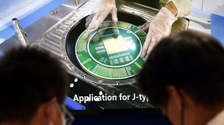 美國「解放日」來臨,半導體不納入本次「對等關稅」中,業者暫鬆一口氣,也正關注如何進一步應對關稅舉措。圖∕本報資料照片