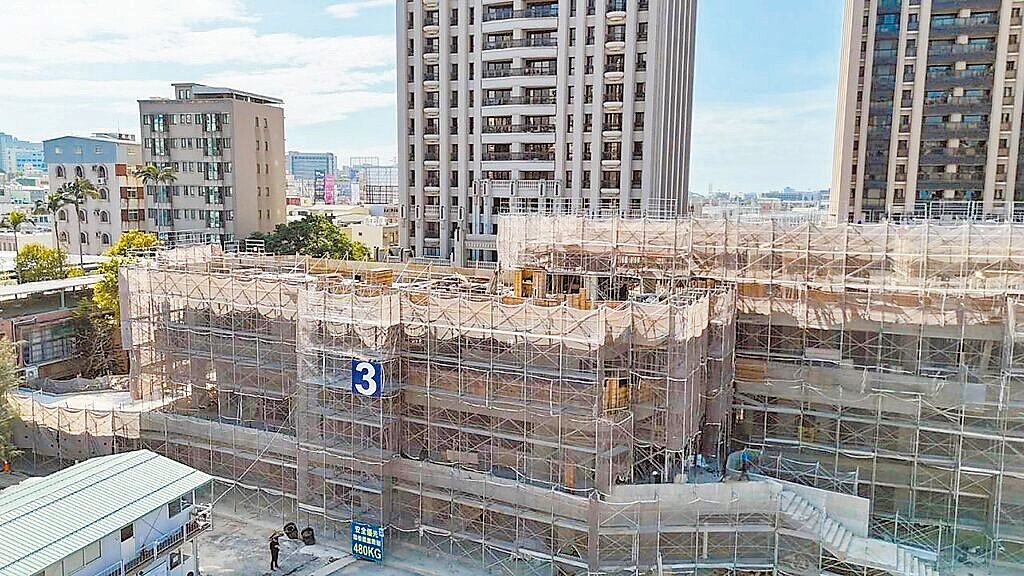 新竹市政府投入超過40億元,推動13所學校校舍新建或整建工程,其中光武國中新建校舍工程持續推進,預計115學年度啟用。(新竹市政府提供/王惠慧新竹傳真)