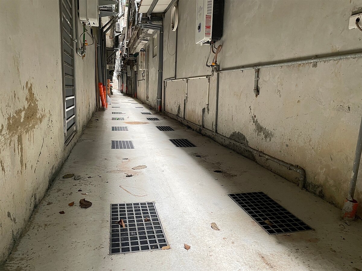 後巷完成污水接管後煥然一新,乾淨又明亮。圖/新北市水利局提供