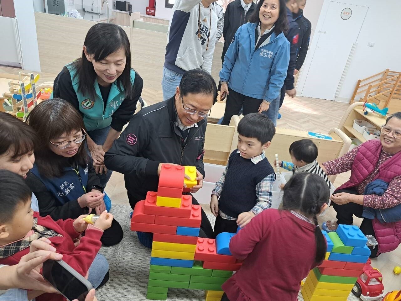 不管是增加公托還是增設親子館都是桃園市府近年來致力為市民爭取的社福目標。圖：婦幼局提供