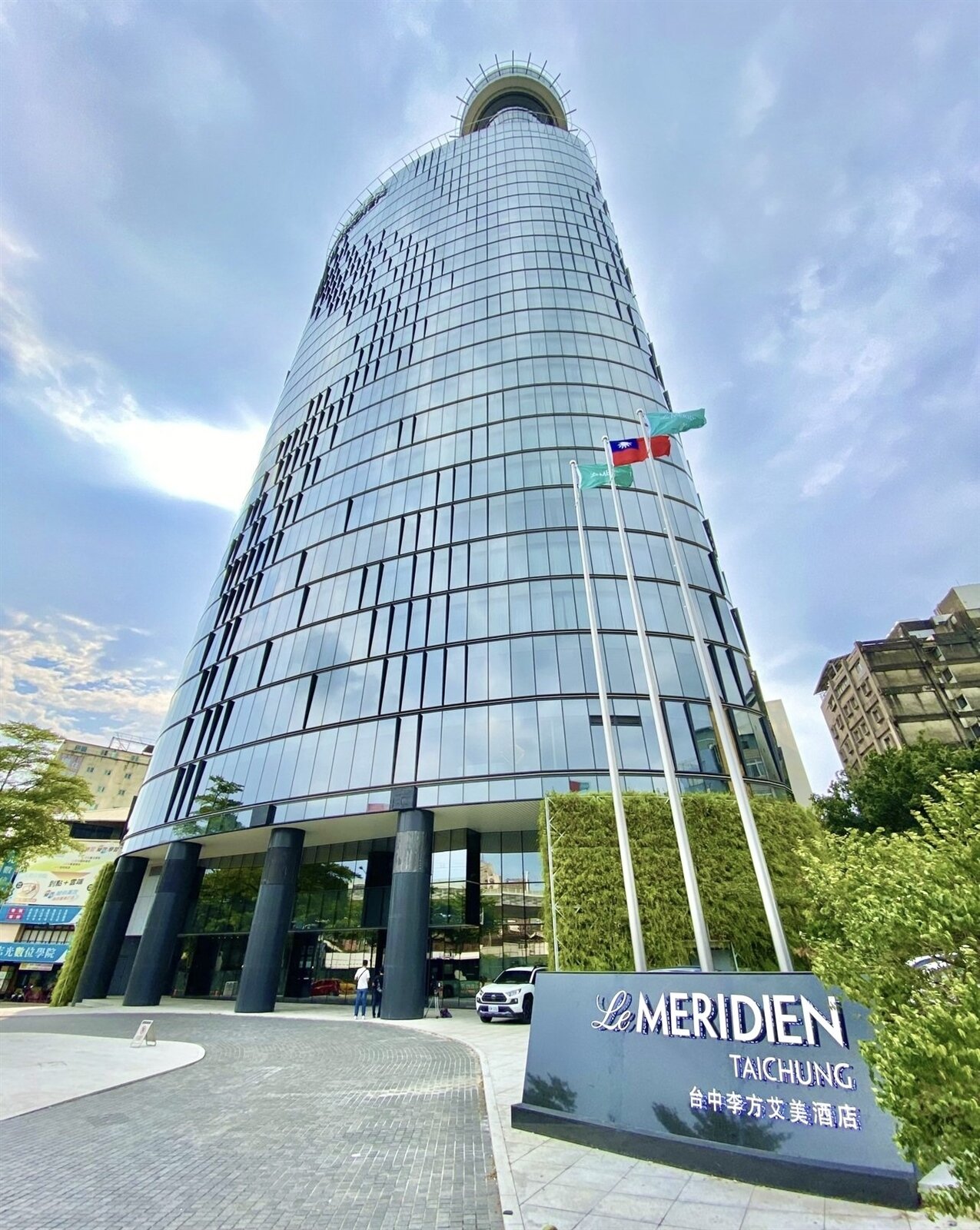 總投資金額達80億元台中李方艾美酒店傳將公開標售。本報資料照片