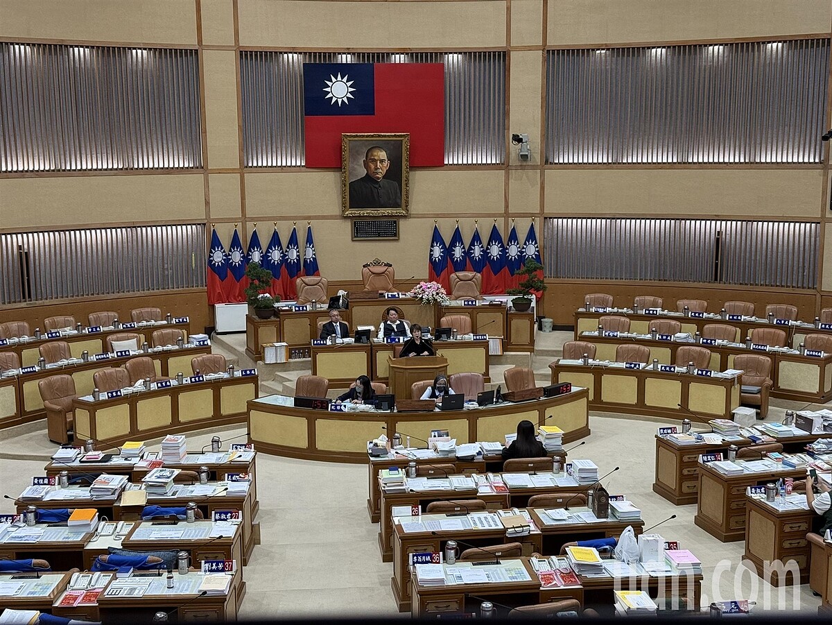 新北里鄰編組調整案將在2月送市政會議後,再送新北市議會審議。記者葉德正/攝影