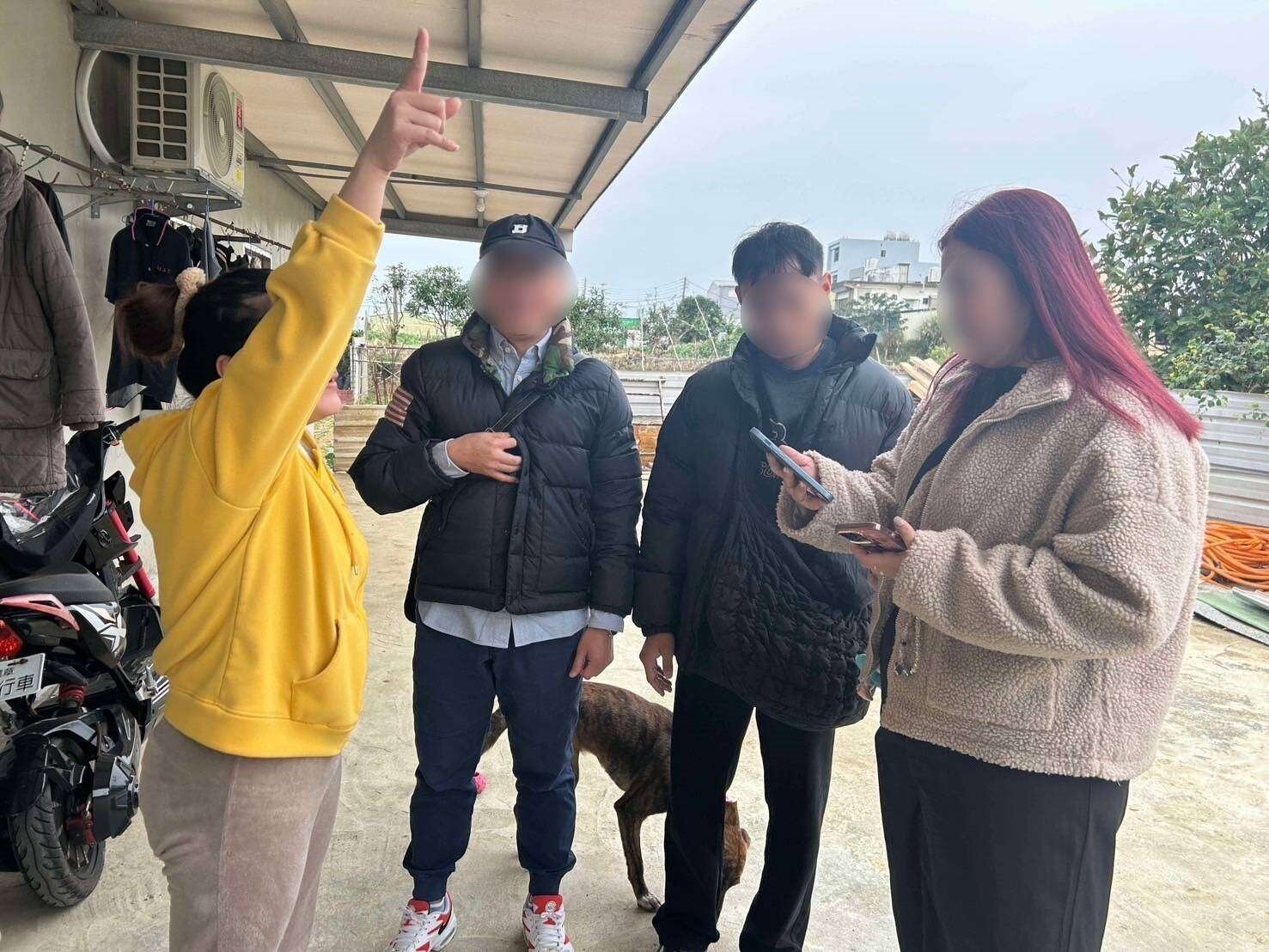 越籍女子不了解台灣撿到遺失物的相關法律規定,便決定等到失主打電話來之後相約歸還。圖:讀者提供