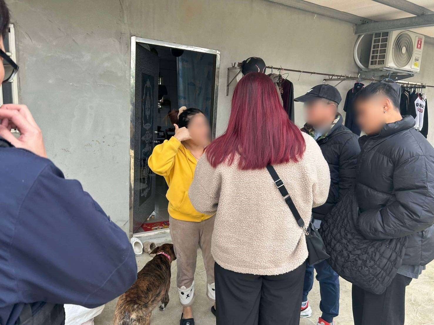 張女與友人從新加坡來台參加101跨年活動,但結束後卻發現手機遺失遍尋不著。圖:讀者提供