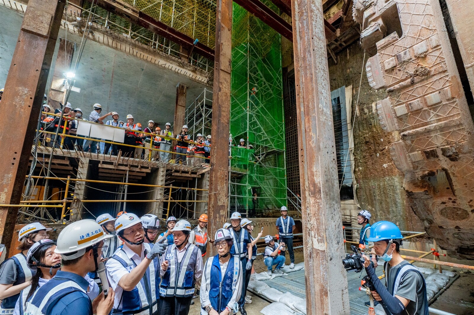 桃園市府將透過發行永續發展債券來積極維繫社會住宅供給計畫及捷運系