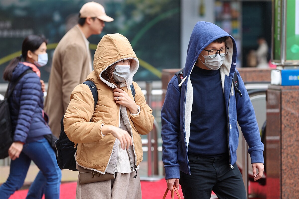 下周一大陸冷氣團南下，周二、周三受局部輻射冷卻影響，不排除有10度低溫。 記者林伯東／攝影 