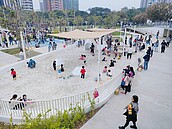 楠梓藍田公園啟用　全台最大鹽田主題遊戲場