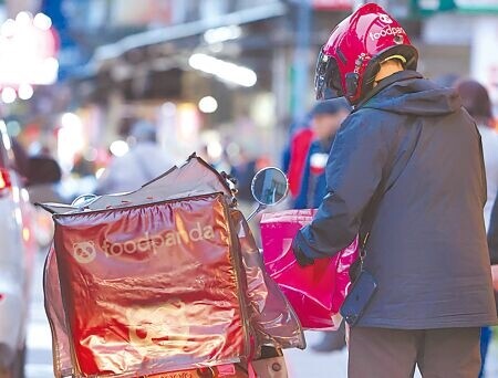 
外送平台富胖達（foodpanda）未依法給付加班費，近5年內累計達4次，去年11月遭罰60萬元。（本報資料照片）
