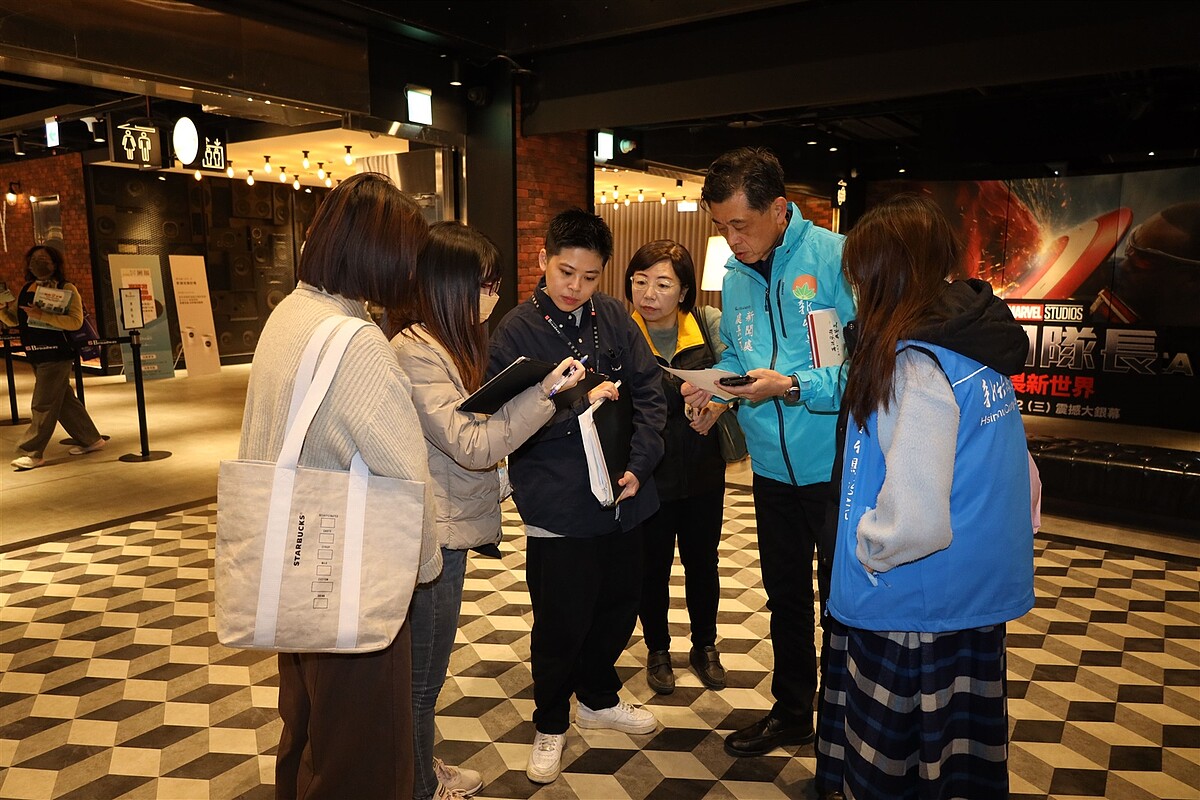 新聞處15日會同相關局處聯合稽查轄內百老匯影城竹北店。圖/新竹縣新聞處提供