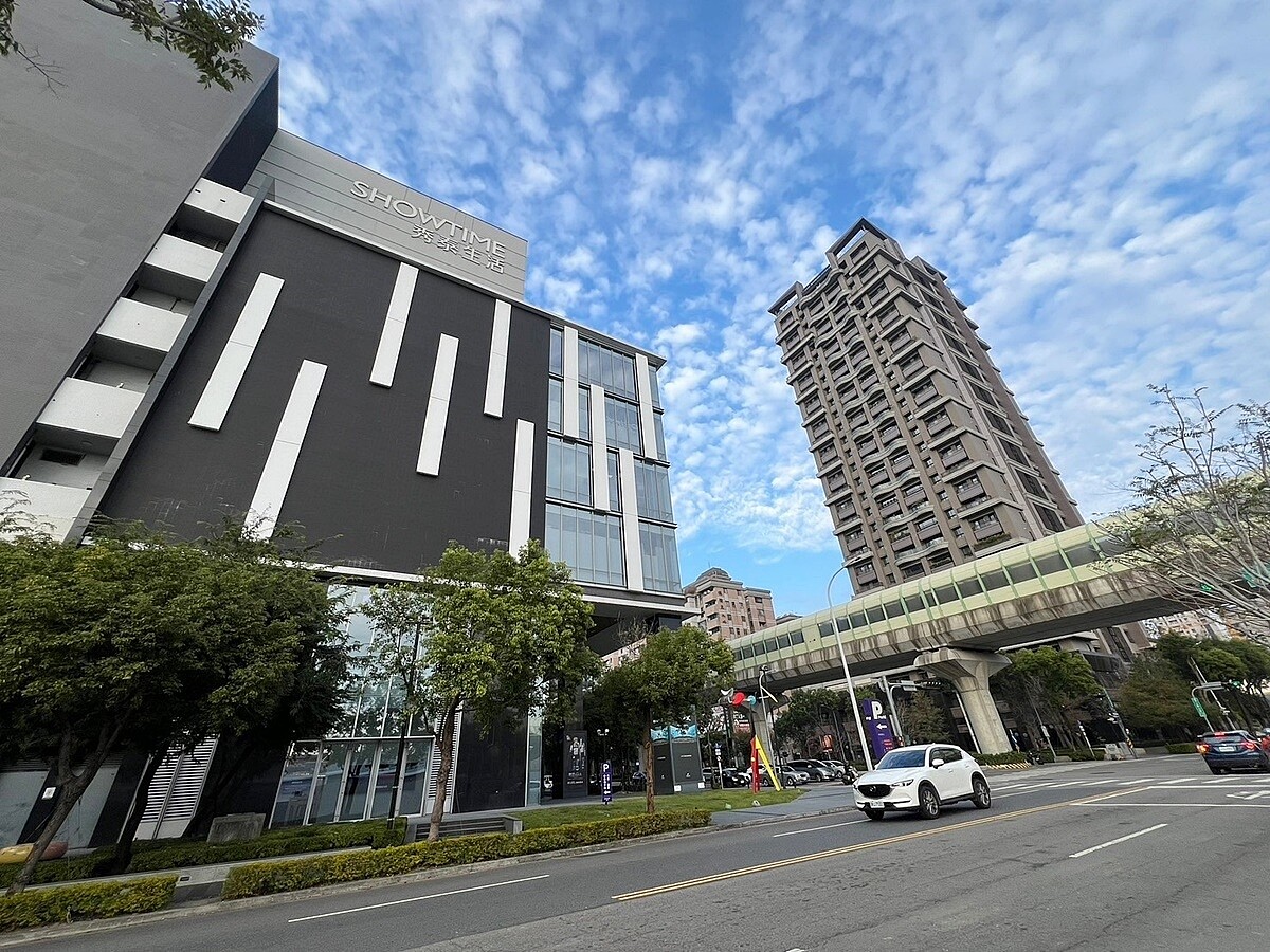 南台中房市實價登錄出現單價99.1萬元的區域新高成交,「捷運秀泰特區」也受矚目。圖/好房網News記者林和謙/攝
