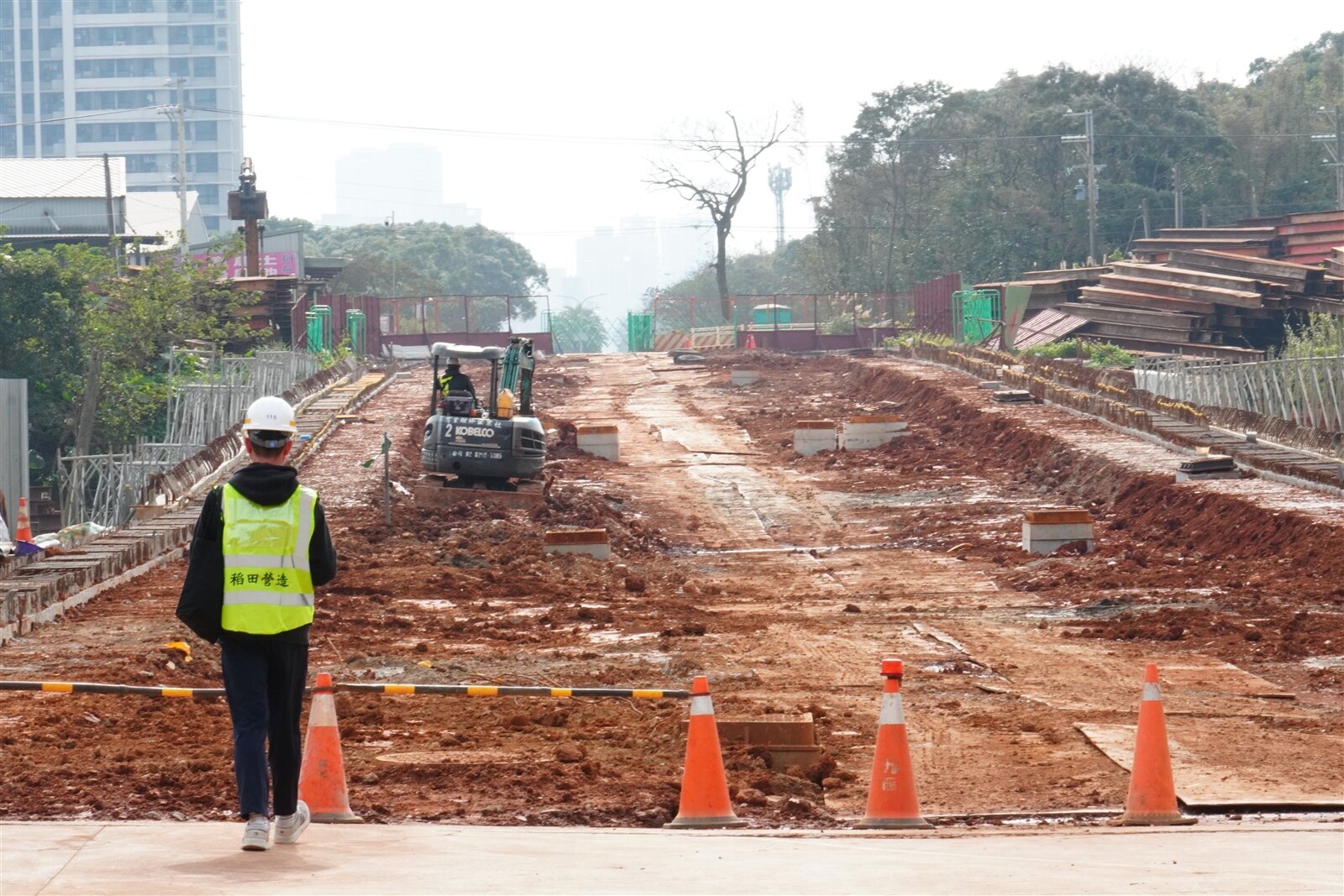 A3計畫道路是105市道先期工程，預計2026年1月完工。記者劉懿萱／攝影 