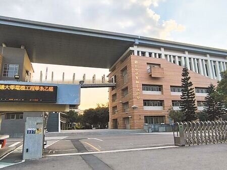 中科實驗中學持續推動擴部增班,國小部新校舍預計在今年7月落成,即日起開始招生。(李京昇攝)