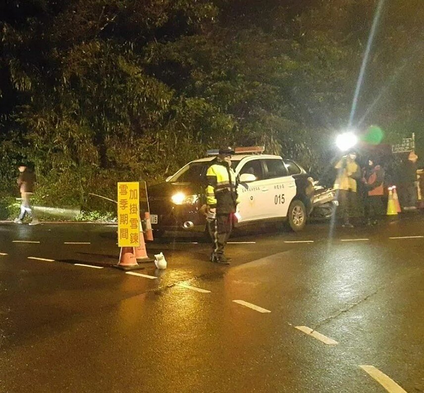 中央氣象署預估114年1月26日下午至28日清晨寒流南下持續降溫，陽明山地區有下冰霰及降雪機會。圖／交大提供
