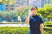 高雄網紅女警拍性感賀歲片惹議