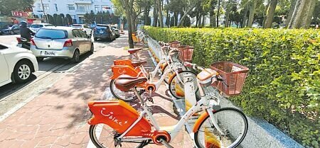 
苗栗縣政府全力推動公共自行車租賃系統，原本規畫在2031年底前投入經費3.5億元，至今年進度已達8成5，可望提早5年達標。（謝明俊攝）
