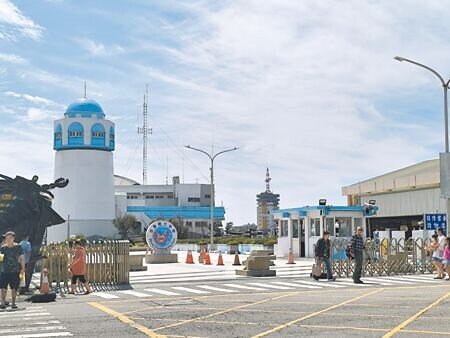 
台中梧棲漁港是漁民捕魚及作業重要基地，地方爭取漁港直銷中心300多坪閒置空間活化，已獲得漁業署支持500萬元經費，並將編列工程費，讓該空間有效利用。（李京昇攝）
