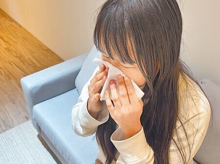 
中醫師指出，氣喘、二尖瓣膜脫垂、憂鬱與厭食症相關病史3類族群，屬流感併發重症高危險群，尤其有氣喘病史成人，重症機率為一般人5倍。（李念庭攝）
