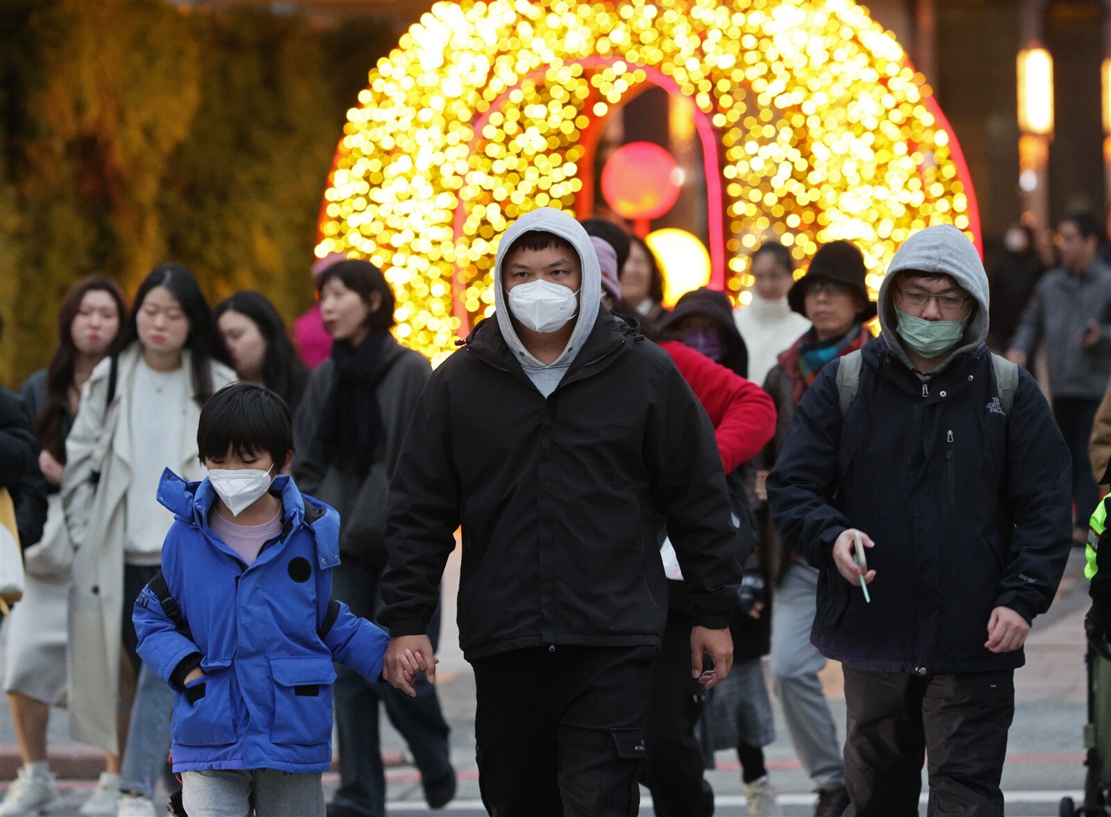 這波寒流影響到今天清晨,白天起才會逐漸回暖。本報資料照片