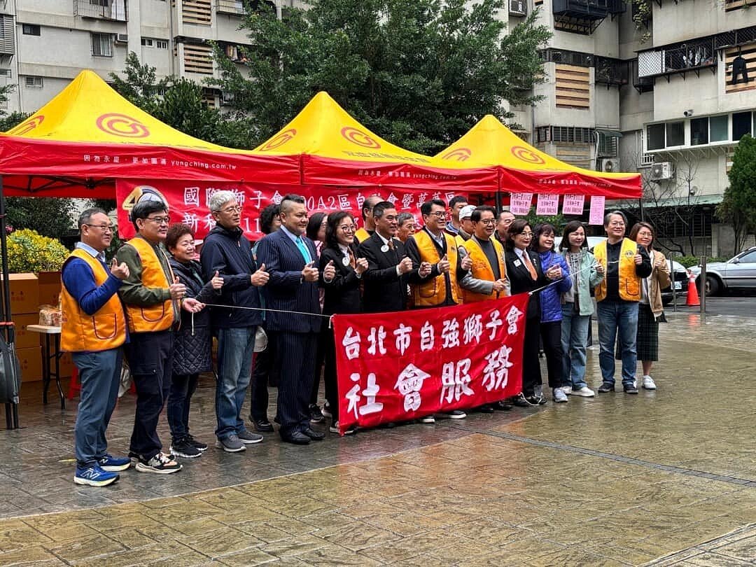 新和里公益關懷寒冬送暖活動。（圖／中正萬華樂生活Ｘ有你有我）
