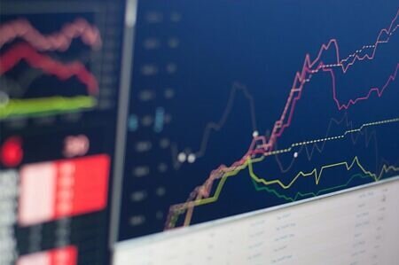 台指期下跌19點至23,315點,期現貨轉正價差25.25點,外資淨空單減少125口至31,214口。圖∕本報資料照片