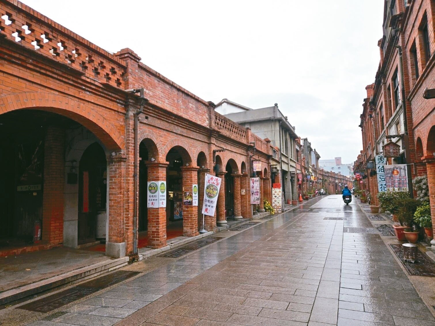 新北三峽老街建築呈現巴洛克式風格。記者江婉儀/攝影