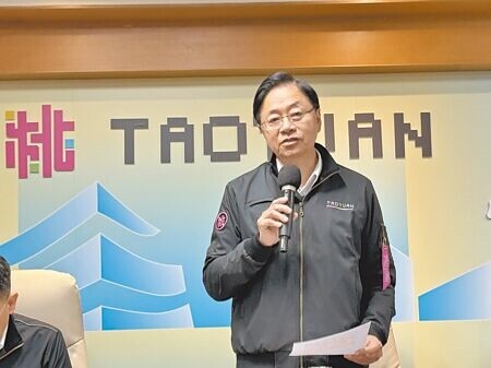 桃園市長張善政12日在市政會議宣布將在八德霄裡公園興建桃園市立醫院,投資金額逾90億元,採BOT方式力拚2033年完工。(蔡依珍攝)