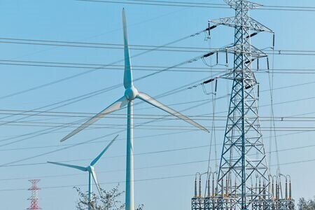 因立院砍掉千億補助,台電擬將電價漲幅進一步擴大到9%。至於傳出鎖定台積電特大戶實施較高漲幅,台電則澄清應是誤傳。(本報資料照片)