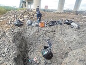 五股疏洪道工程　爆違法棄廢