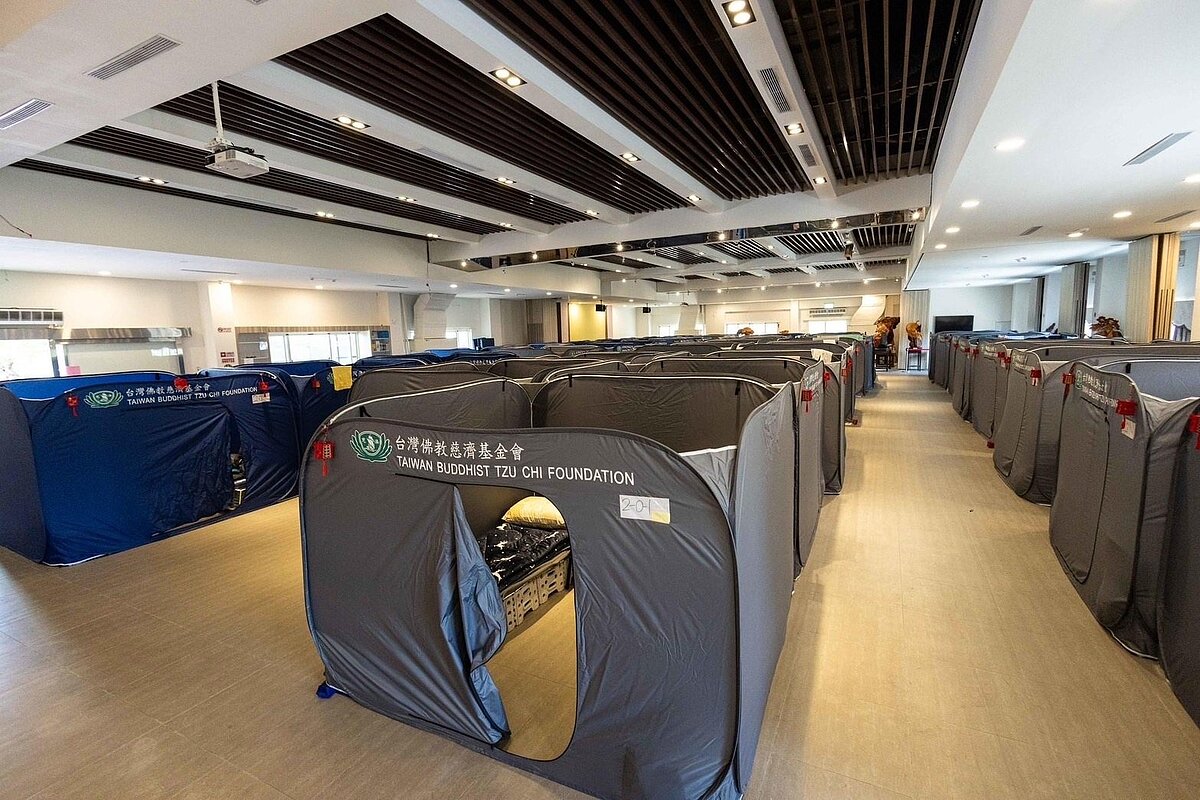 台南市府表示地震短期安置以2周至1個月為安置期,楠西地震受災戶短期安置點綠柏園階段任務將結束。圖/台南市政府提供