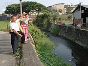 潭子區頭家里龍形溝護岸高度不同　居民要求改善