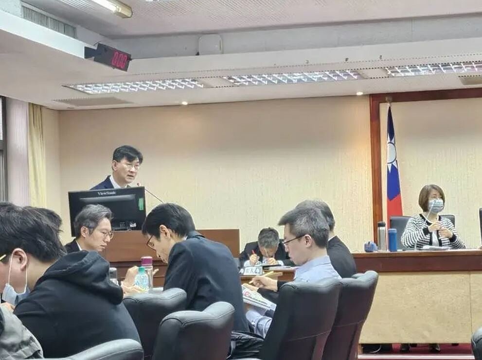 內政部次長董建宏列席《公寓大廈管理條例》30周年公聽會並報告。胡順惠攝